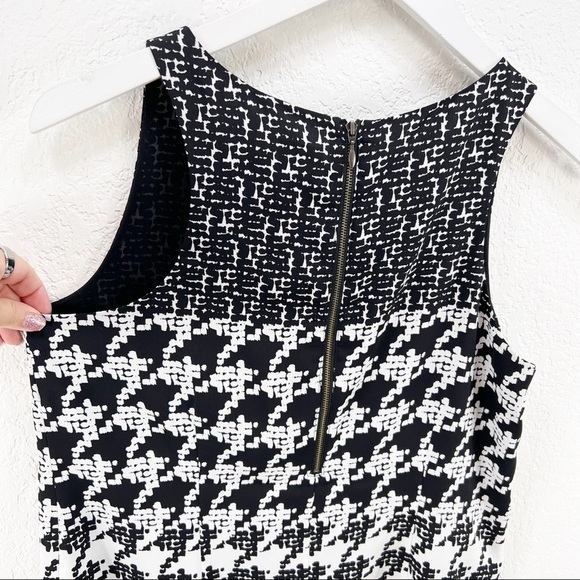 CAbi Broken Check Houndstooth Back Zip Tank Top Sleeveless Size Small S - Picture 5 of 7